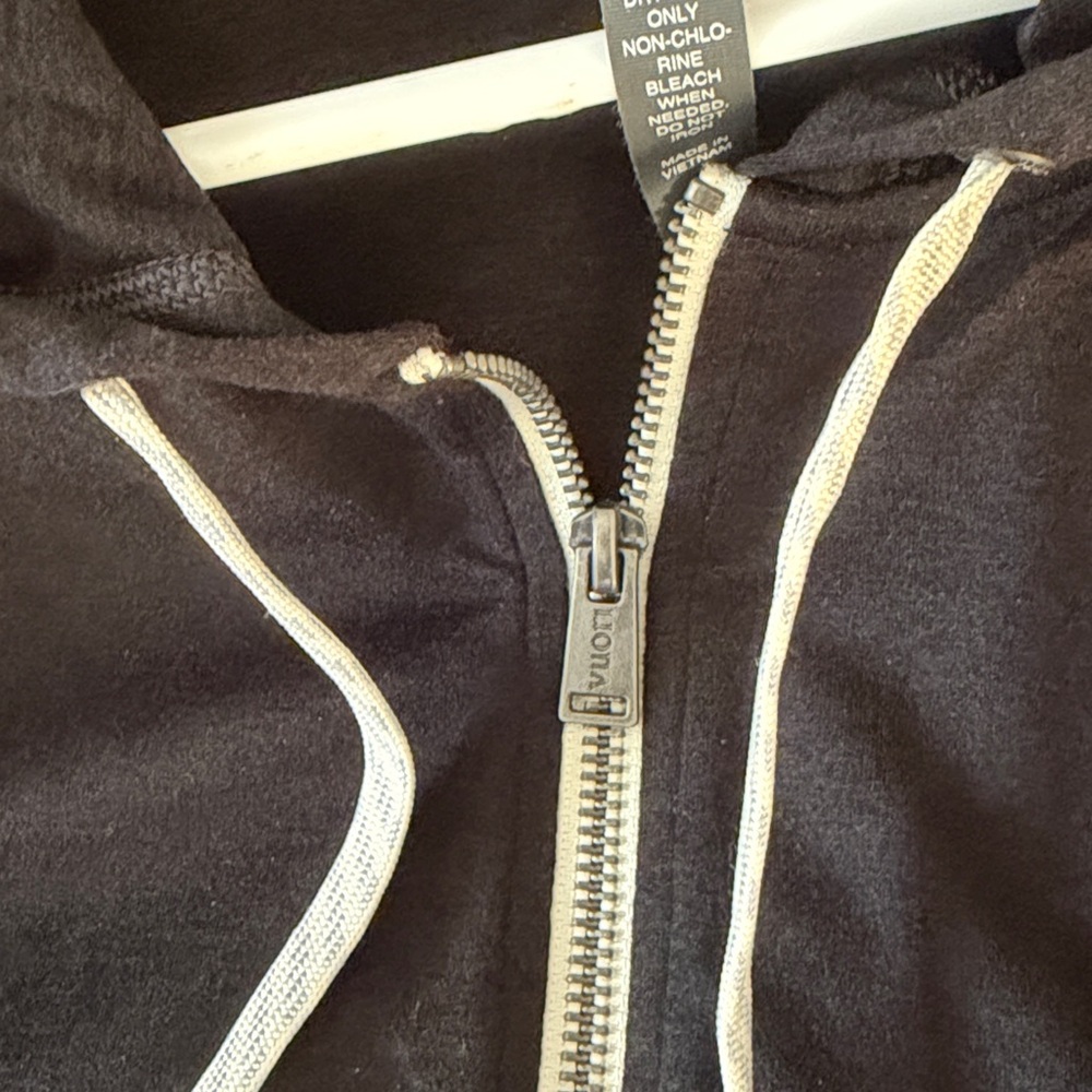Vuori Coronado Charcoal Zip-Up Hoodie - Picture 6 of 11